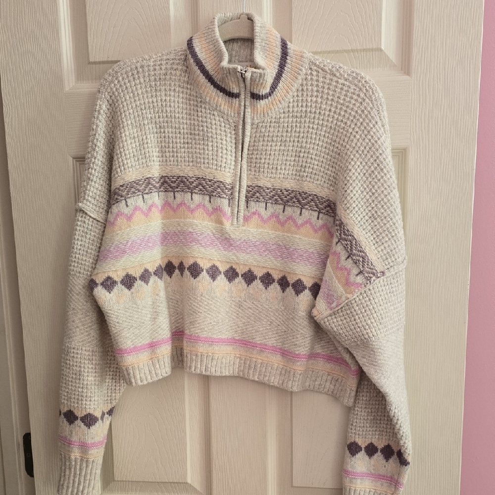 Elegant Cream and Pink Women's Turtleneck‎ Sweater